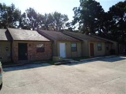 2069 Continental Ave, Tallahassee, FL 32304