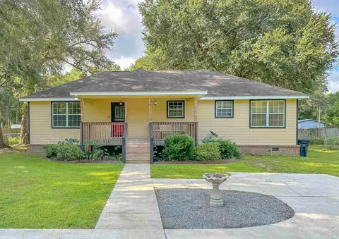 7677 Christy Cary Ln, Tallahassee, FL 32304
