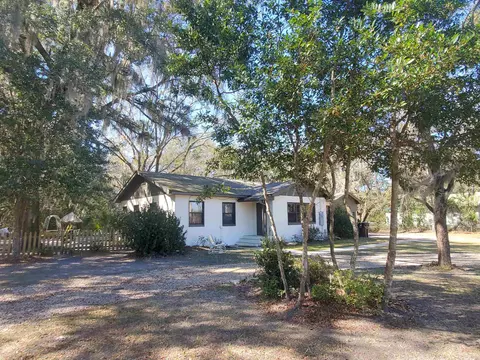 169 Lewis Dr, Perry, FL 32348 photo 2