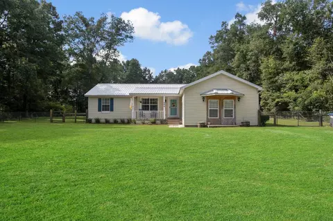 444 SE Remington Dr, Lee, FL 32059