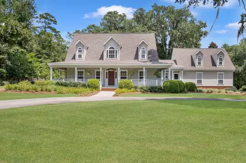 3981 Frank Shaw Ln, Tallahassee, FL 32312