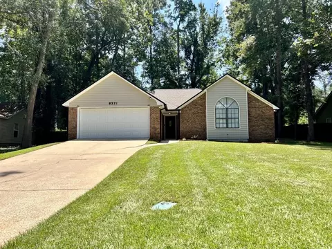8321 Chickasaw Trl, Tallahassee, FL 32312