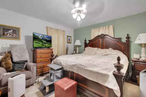 312 W Cherry St, Perry, FL 32347 photo 5
