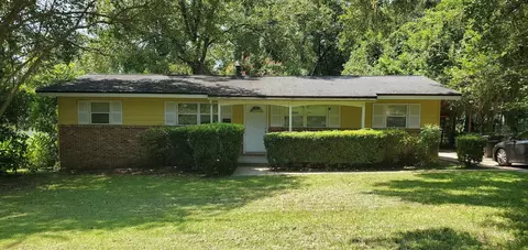 2207 Oxford Rd, Tallahassee, FL 32304