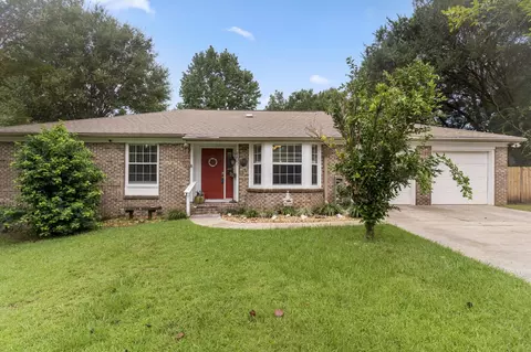 6802 Walden Cir, Tallahassee, FL 32317