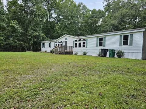 6278 Hugh Rd, Tallahassee, FL 32309