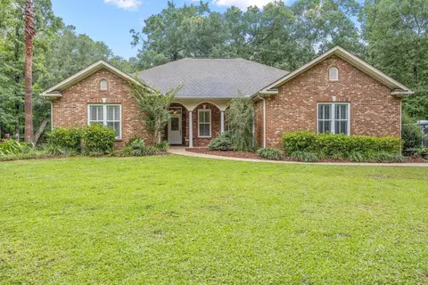 8760 Megans Ln, Tallahassee, FL 32309