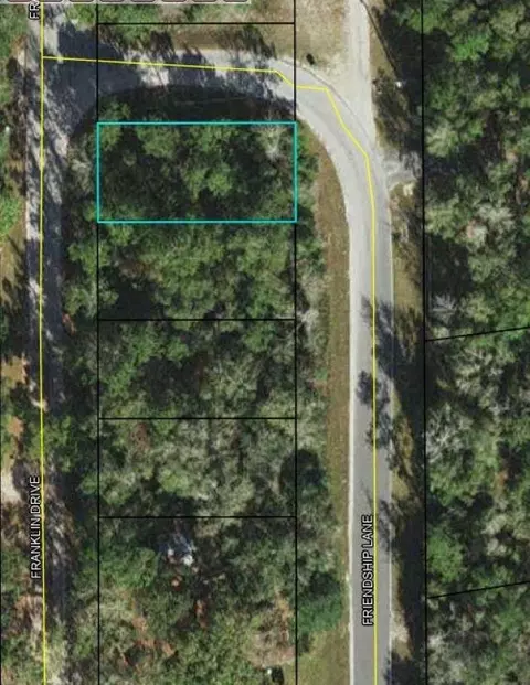21 Franklin Drive, Crawfordville, FL 32327