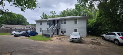 2555 Chateau Ln #1, Tallahassee, FL 32311