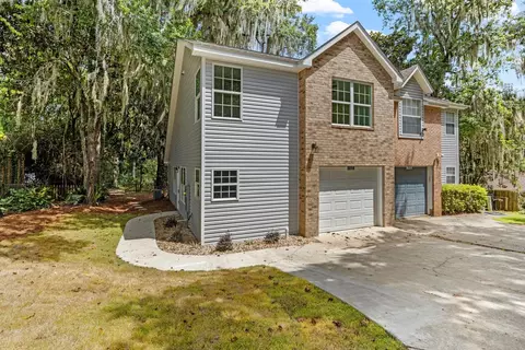 3014 Camelliawood Ln, Tallahassee, FL 32301