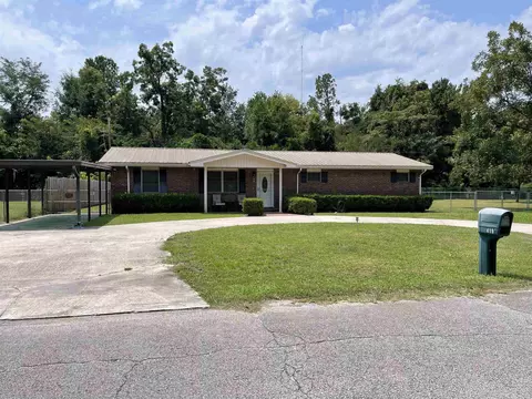 419 Elm St, Perry, FL 32347 photo 2