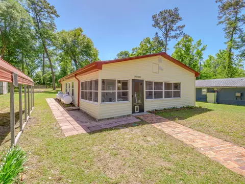 20 N Easy St, Smith Creek, FL 32358