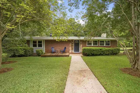 1909 Greenwood Dr, Tallahassee, FL 32303