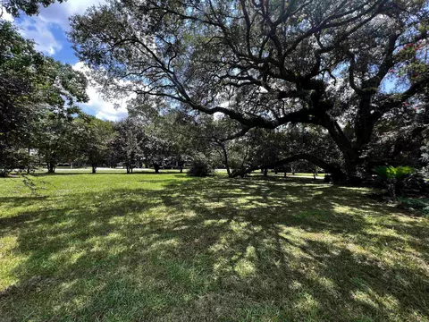 2208 Monaco Dr, Tallahassee, FL 32308
