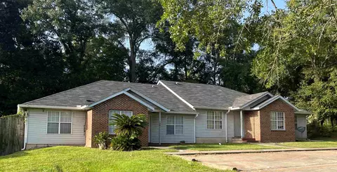 700 Liberty St #A & B, Tallahassee, FL 32310