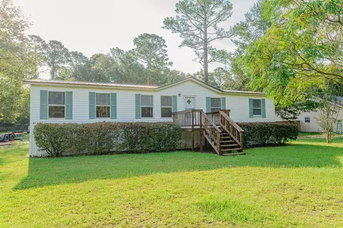 87 Jean Dr, Crawfordville, FL 32327