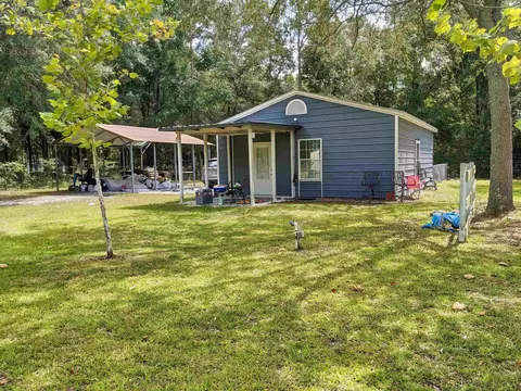 399 NE Mahlon Dr, Lee, FL 32059