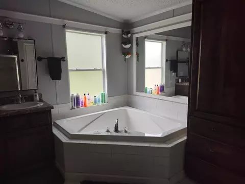 3388 Lipscomb Cir, Perry, FL 32348 photo 9