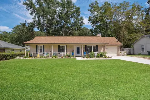 3217 Earl Dr, Tallahassee, FL 32309
