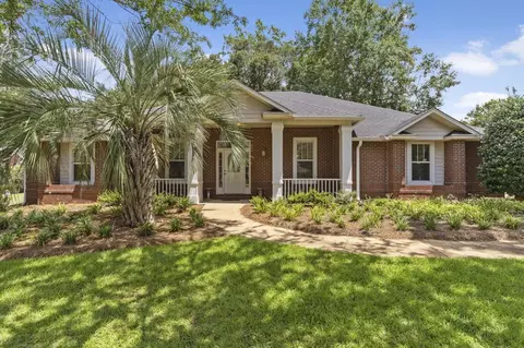5690 Sioux Dr, Tallahassee, FL 32317