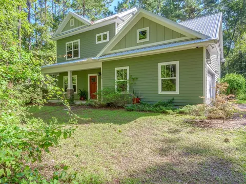 1425 Silver Pine Ln, Tallahassee, FL 32312