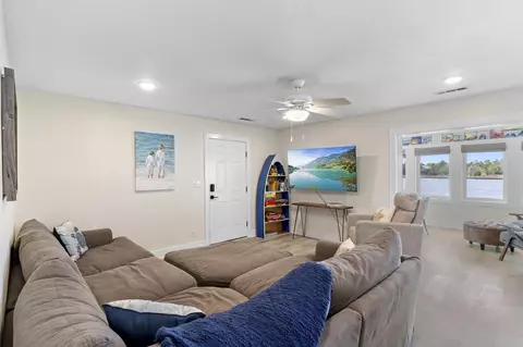605 Riverview Dr, Carrabelle, FL 32322 photo 20