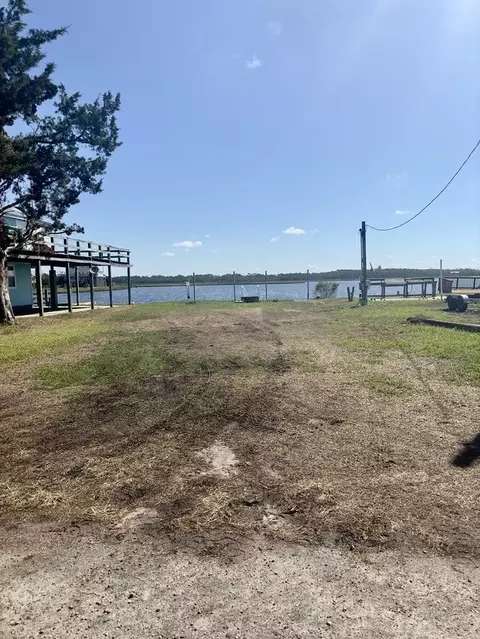 21000 Marina Rd, Perry, FL 32348