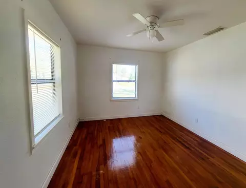 302 W Florida St, Perry, FL 32347 photo 15