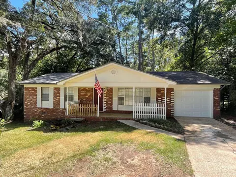 2413 Mayfair Rd, Tallahassee, FL 32303
