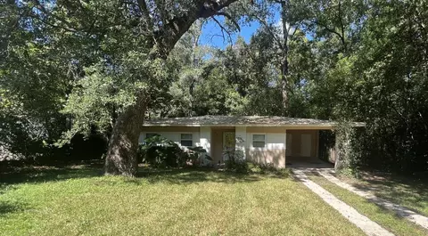 1806 Chuli Nene Ln, Tallahassee, FL 32301