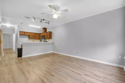 2400 Fred Smith Rd #303, Tallahassee, FL 32303