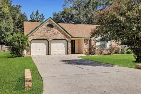 6762 Walden Cir, Tallahassee, FL 32317