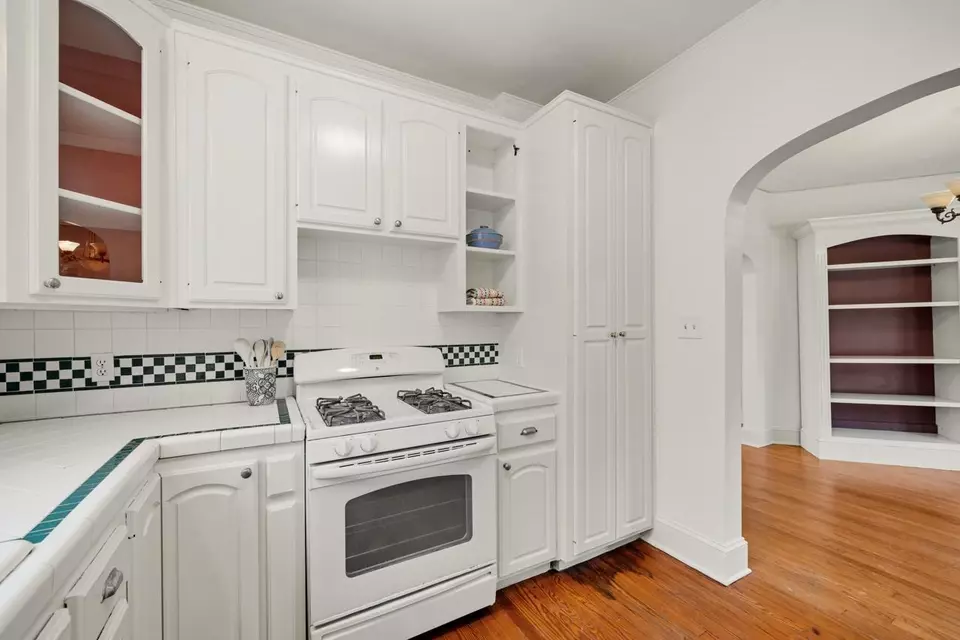  562 E Call St, Tallahassee, FL 32301 photo 15