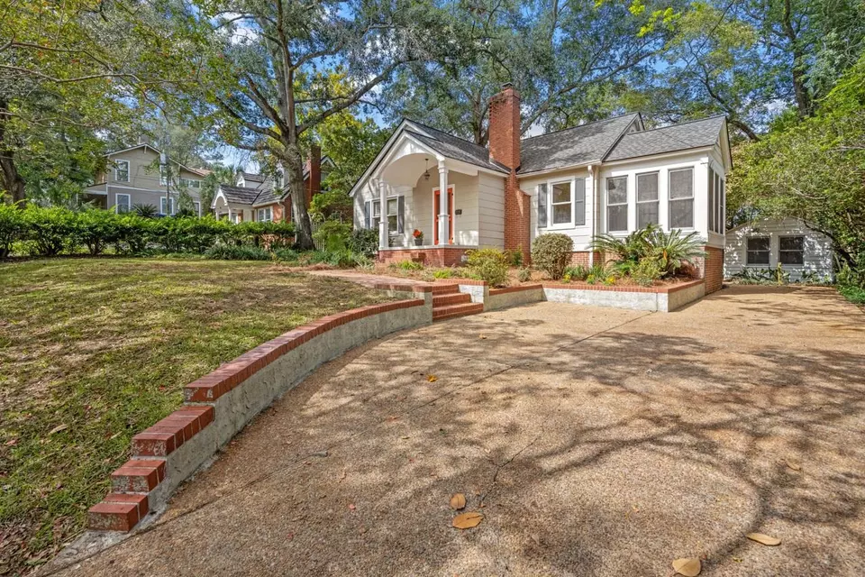  562 E Call St, Tallahassee, FL 32301 photo 2