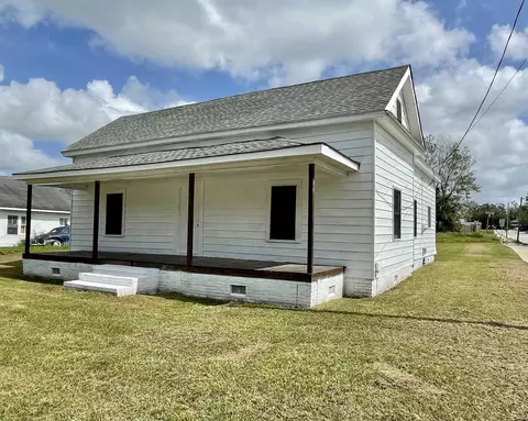 569 SW Range Ave, Madison, FL 32340 photo 4