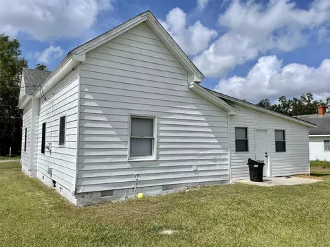 569 SW Range Ave, Madison, FL 32340 photo 5