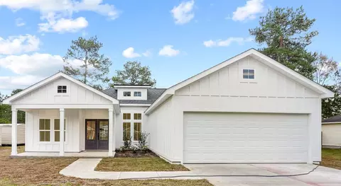 490 Slash Cir, Midway, FL 32343 photo 1