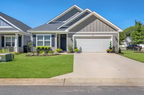 2252 Lexington Parc Dr, Tallahassee, FL 32311