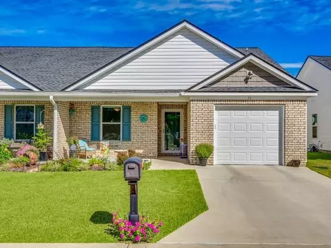 34 Excalibur Dr, Crawfordville, FL 32327