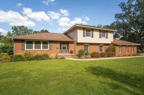 3420 Castlebar Cir, Tallahassee, FL 32309