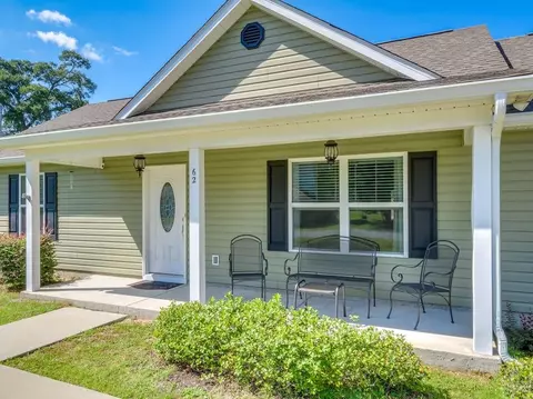 62 Brewster Rd, Crawfordville, FL 32327