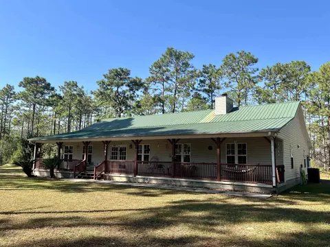 3761 Hwy 65, Eastpoint, FL 32328