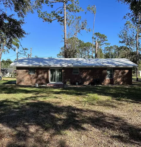 301 Sandra St, Perry, FL 32348 photo 2