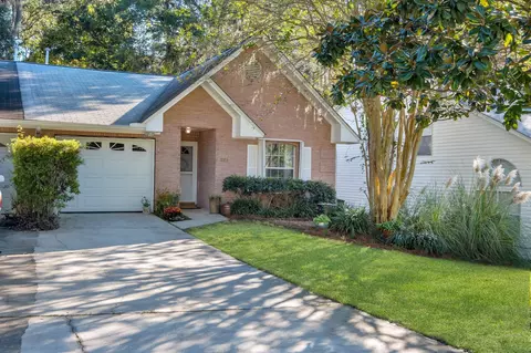 2871 Royal Palm Way, Tallahassee, FL 32309