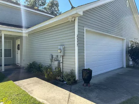 2577 Chandalar Ln, Tallahassee, FL 32311