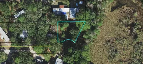 18 Elenor Ave, Panacea, FL 32346