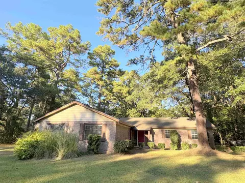 2002 Myrick Rd, Tallahassee, FL 32303