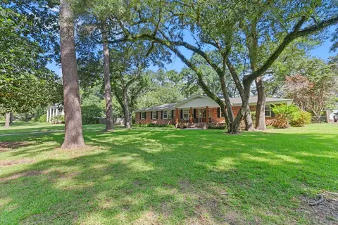 2328 Limerick Dr, Tallahassee, FL 32309