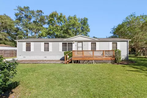 7800 Pebble Hill Dr, Tallahassee, FL 32312