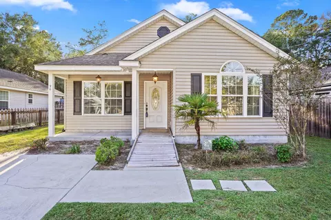 96 Melody Ln, Crawfordville, FL 32327